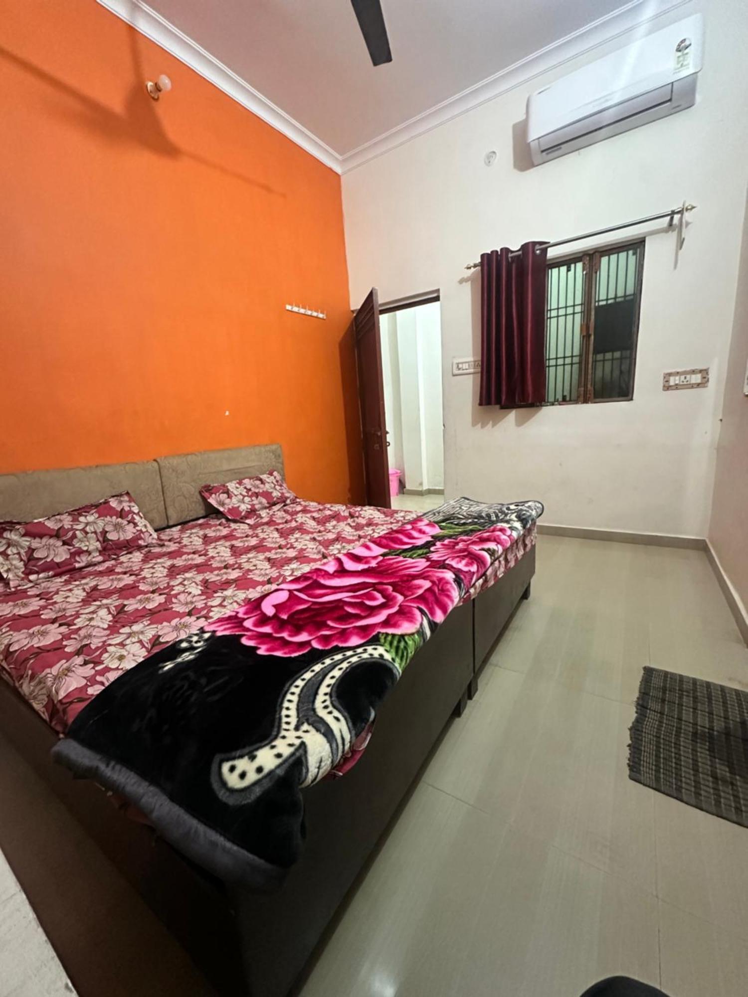 Khatu Shyam Guest House Ayodhya Kültér fotó