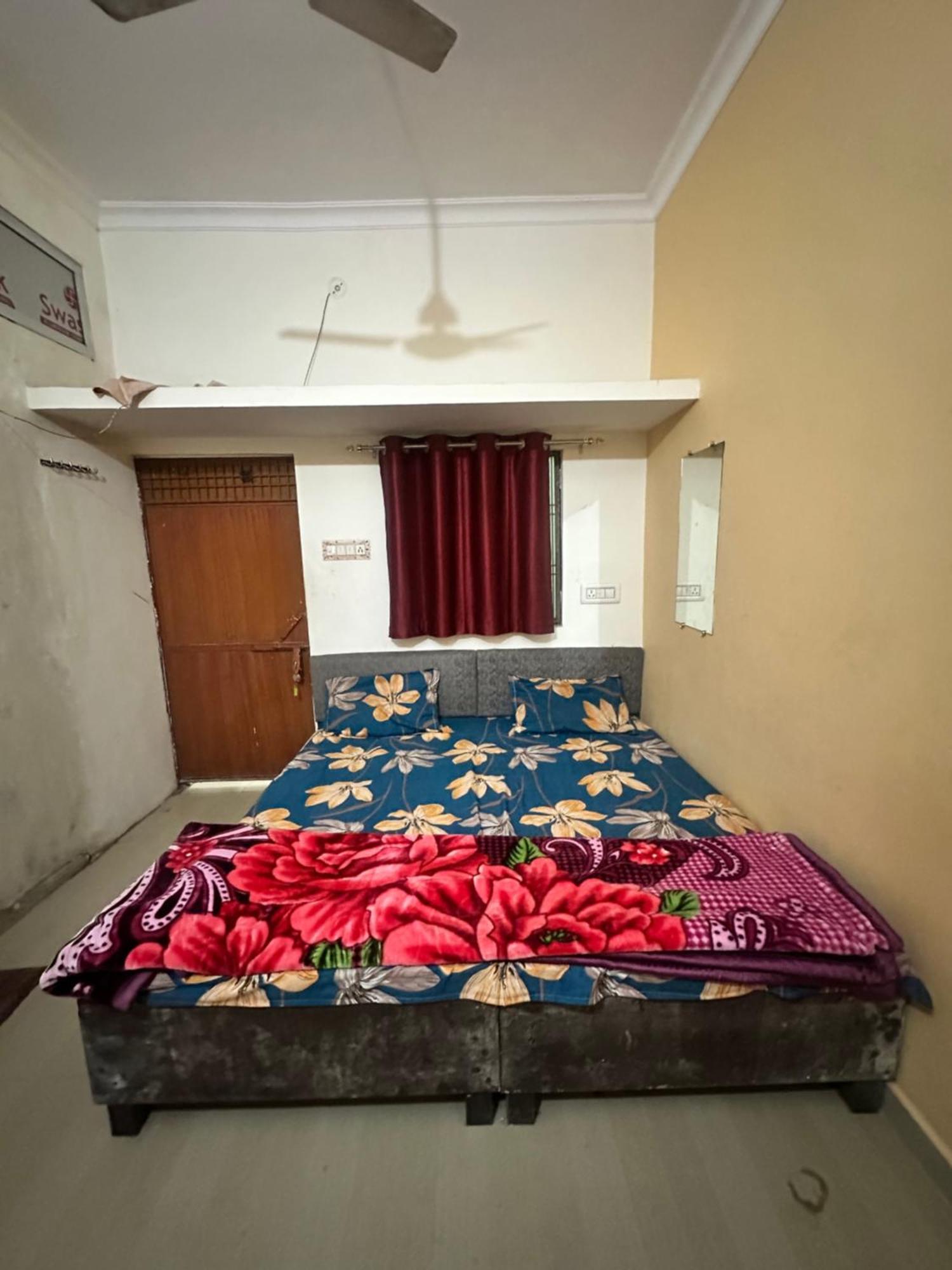 Khatu Shyam Guest House Ayodhya Kültér fotó